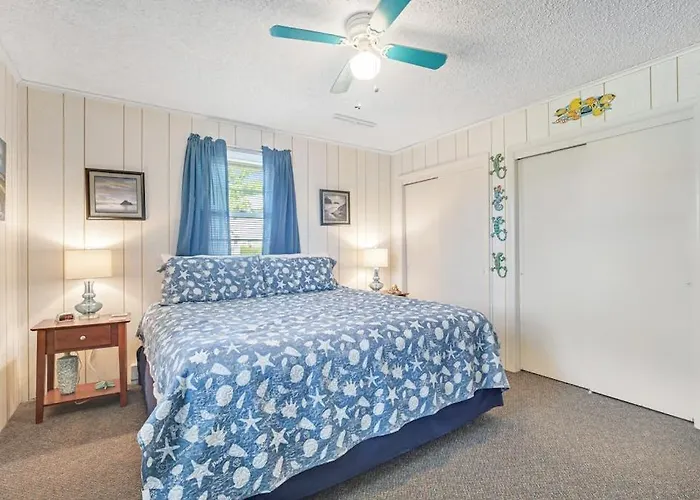 Holiday home Channel Buoy Road 163 *